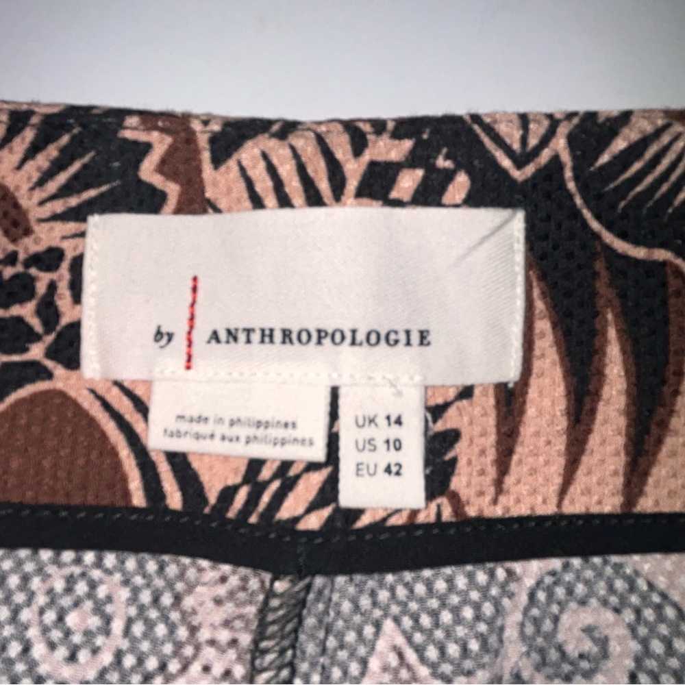 Anthropologie Drapey Flare Pants size 10 - Picture 7 of 8
